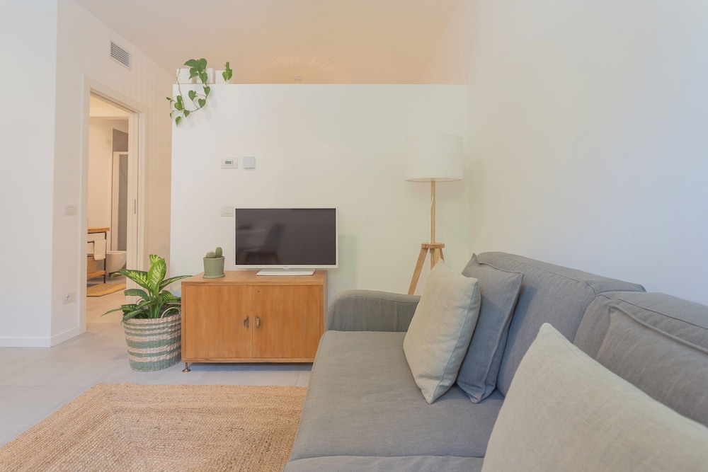 Salvia & Ginepro Apartments by Rent all Como