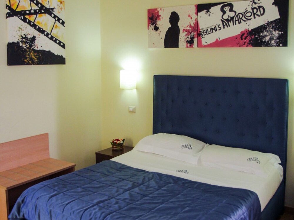 Rome Armony Suites - Classic Double 3