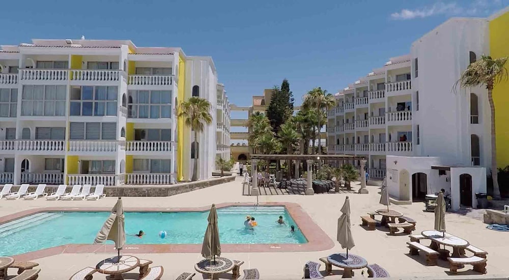 Hotel Playa Bonita - Image 1