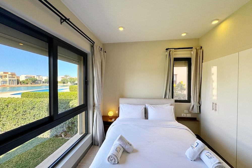 Xuru Stays I Eclectic 2 BDR Twin House @ Tawila El Gouna