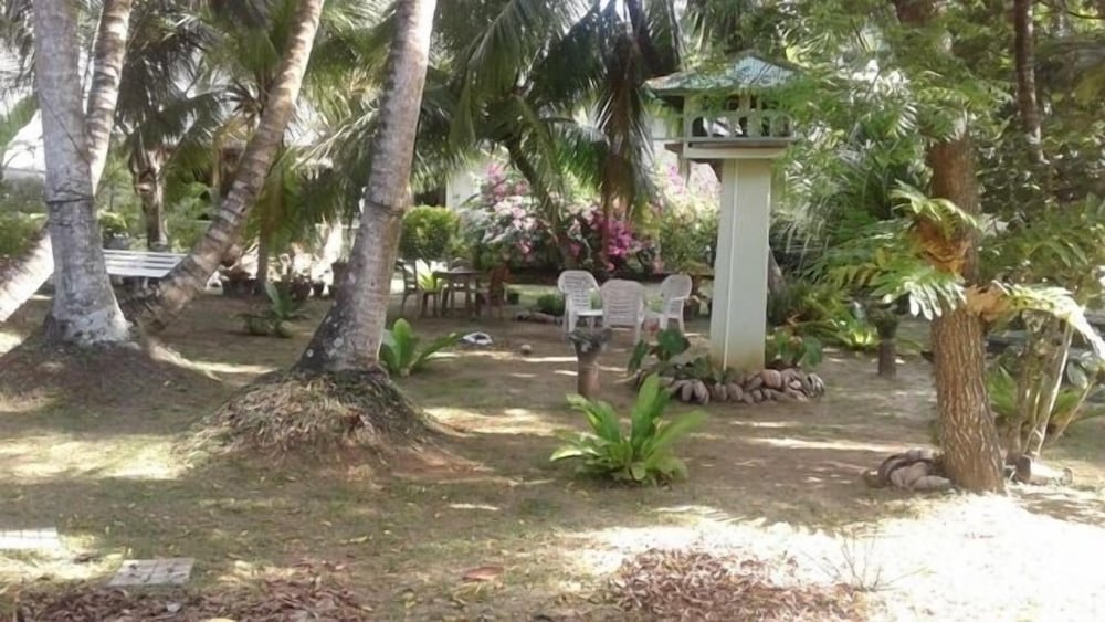 Club Mirissa