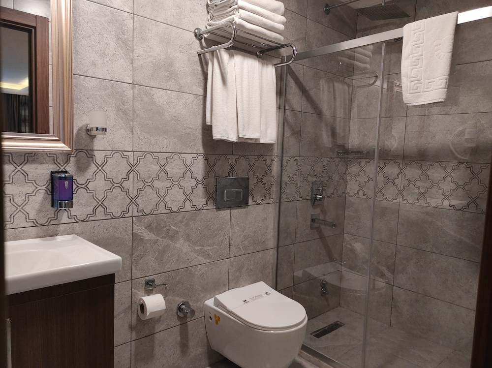 Magnaura House Otel - Image 17