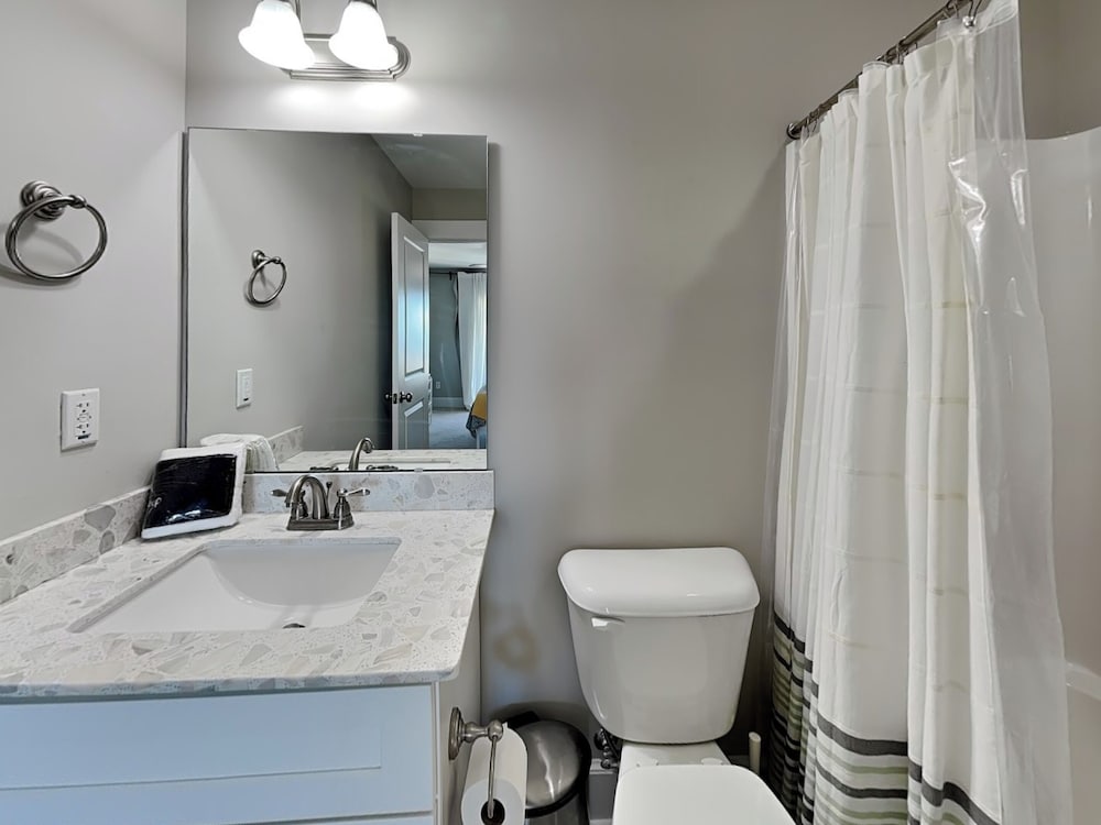 Next to Sea Gallery by Topsail Realty