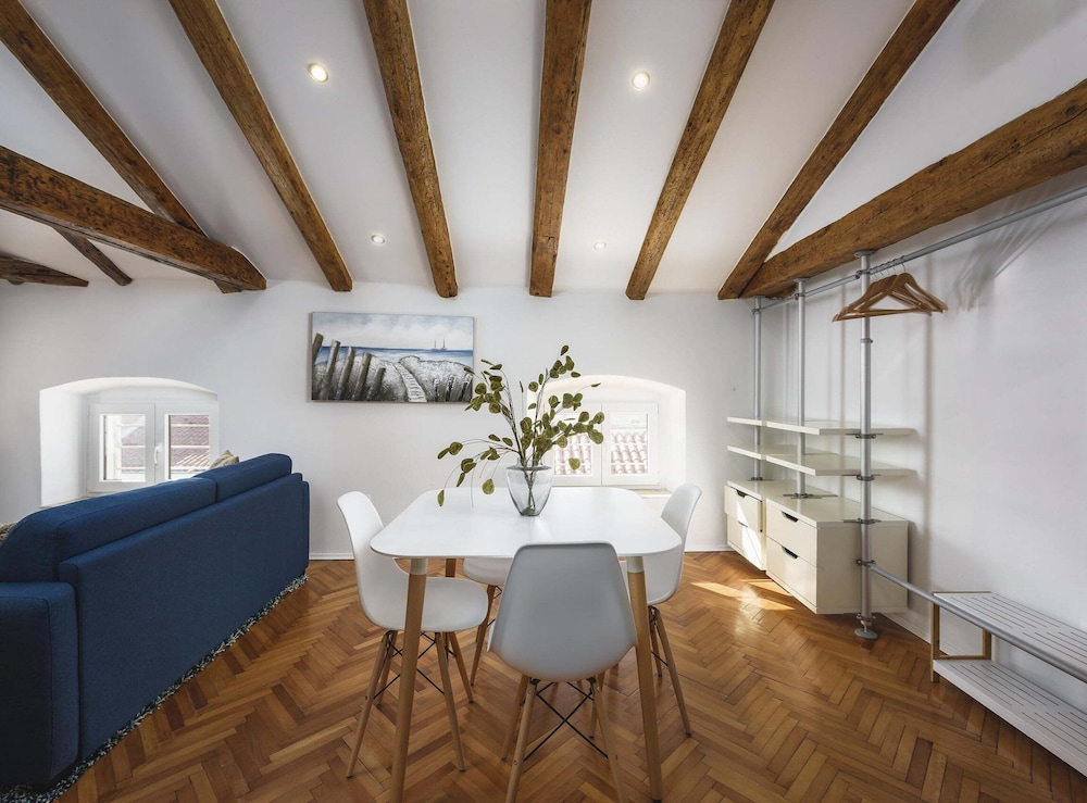 Cozy Apartment for Smaller Groups
