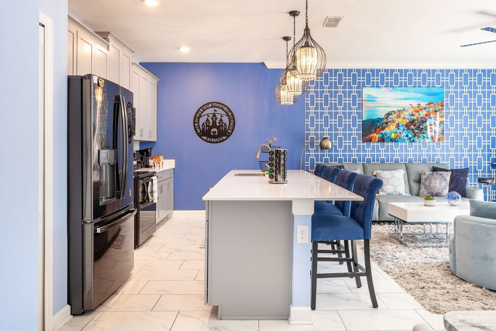 Private Disney Oasis With Pool Hot Tub Ps5 and Modern Amenities