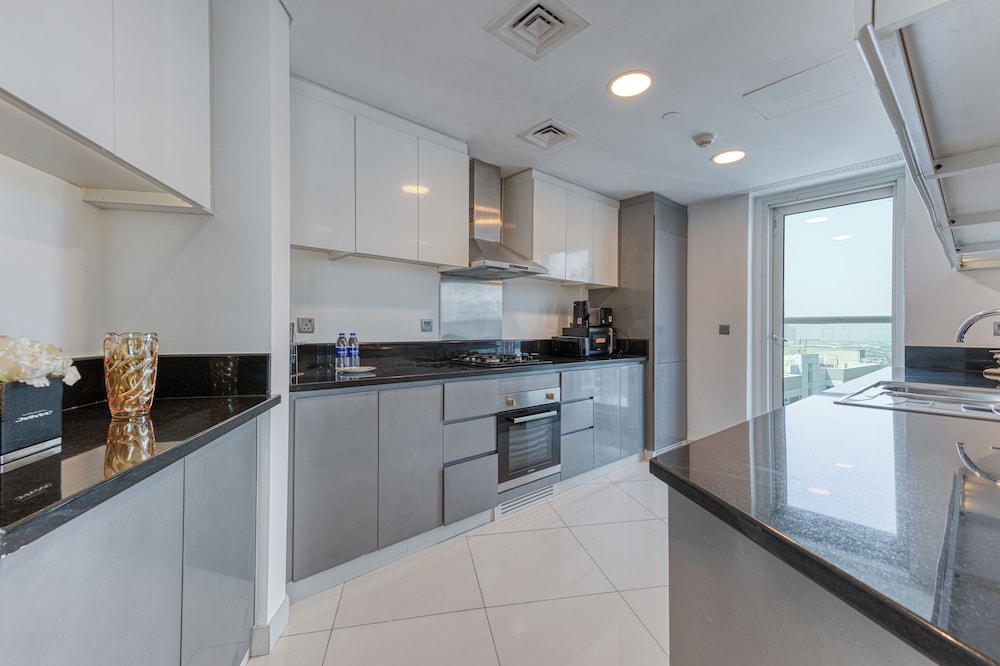 PVH - Stylish 1BR - Damac Prive