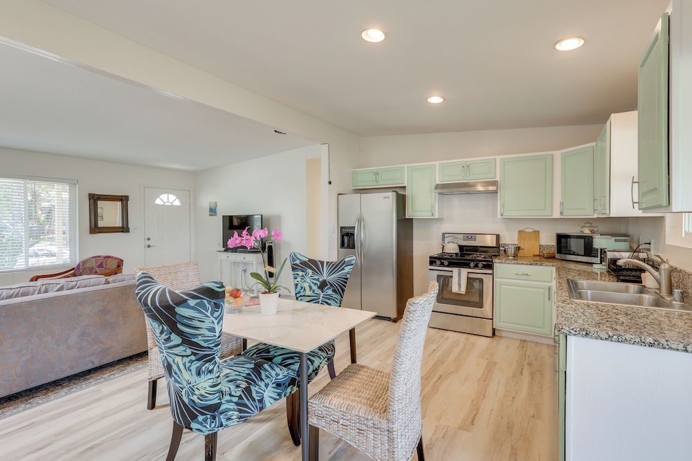 8 Mi to Carlsbad Beach: Home w/ Patio & Yard