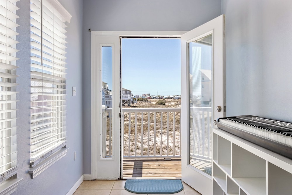 Poseidon Palace by Southern Vacation Rentals