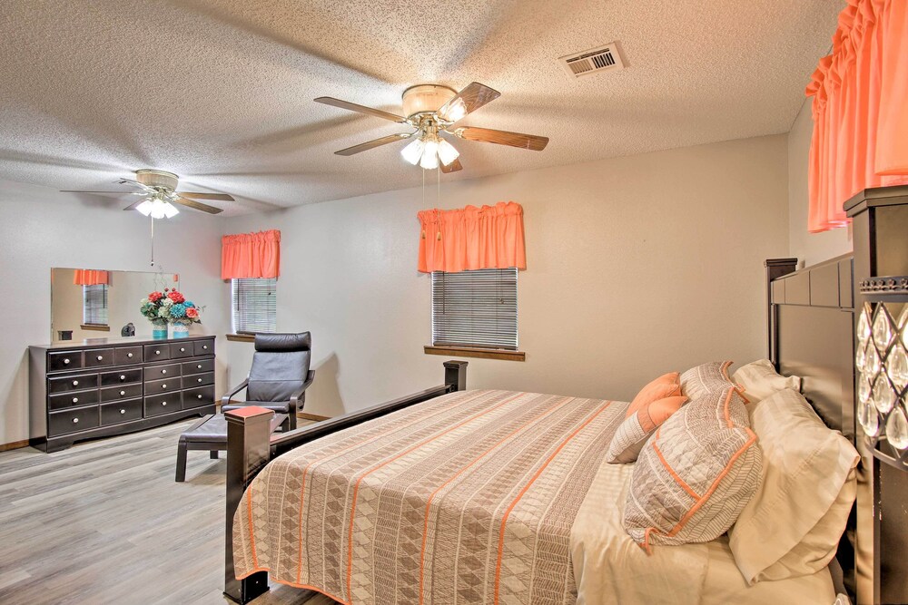 Quiet Clayton Home w/ Mountain Views 4 Mi to Lake! view 3