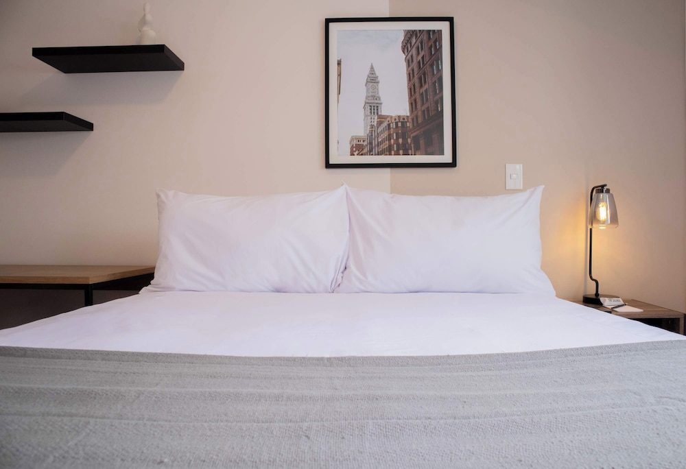 w Bright 2BR w Balconny in Miraflores
