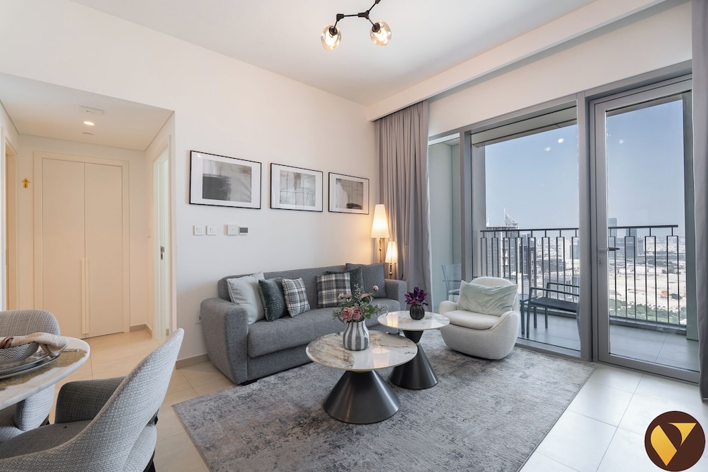 Downtown with Direct Access to Dubai Mal