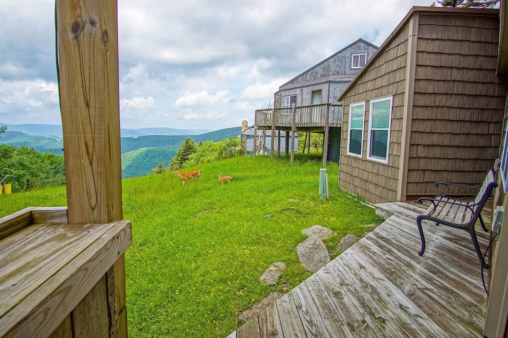 Fall Retreat Hutch 6 Slope Side 5BR on Cupp Run