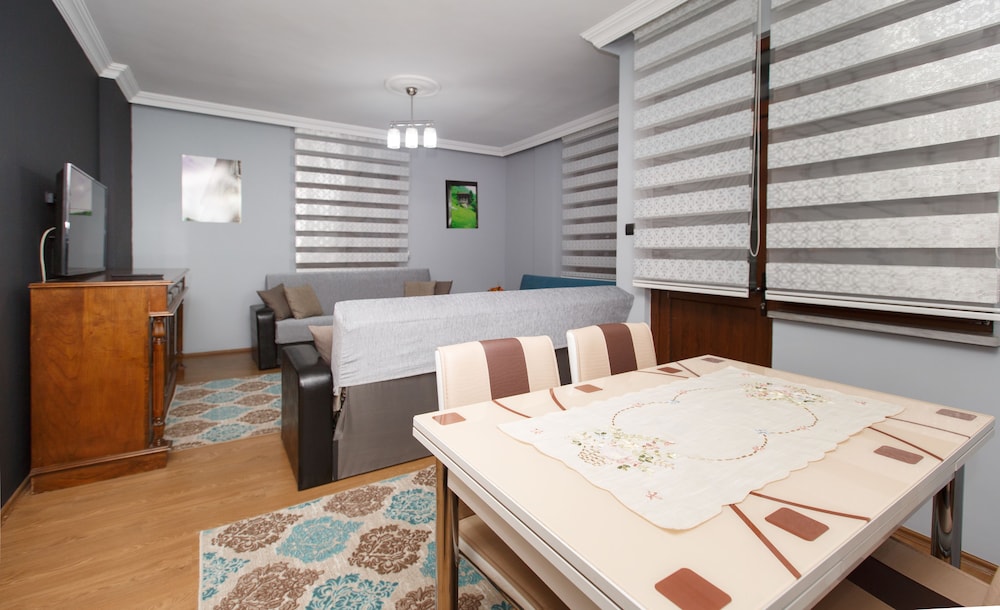 Guven Suite House