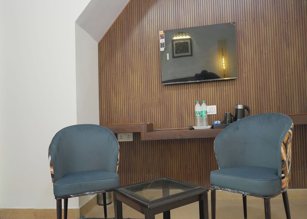The Whispering Oaks Corbett