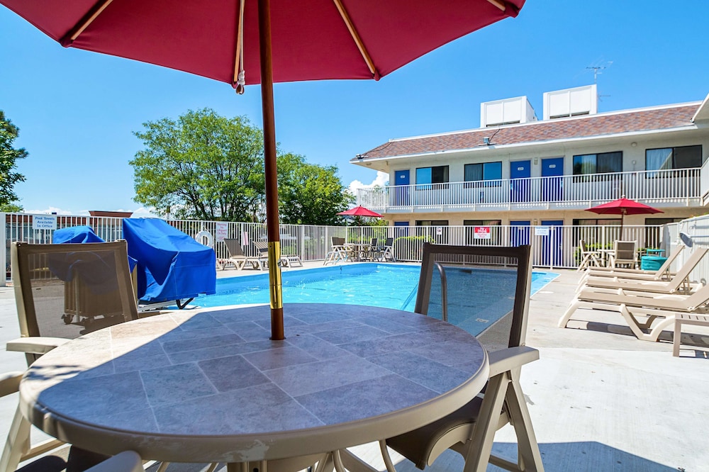 Motel 6 Pueblo, CO - I-25