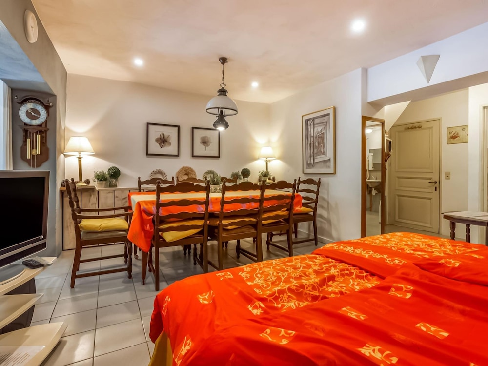 Oud-rekem Heritage Hideaway view 4