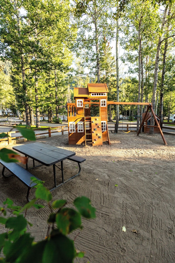 Jasper Gates Resort and RV