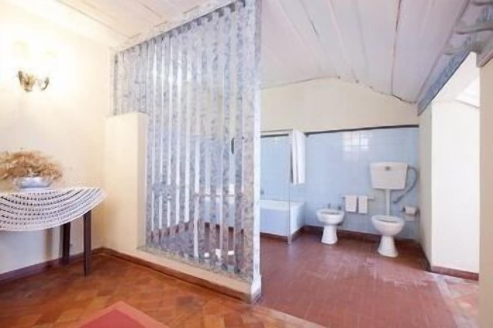 Hotel Conde de Ferreira Palace - Image 1