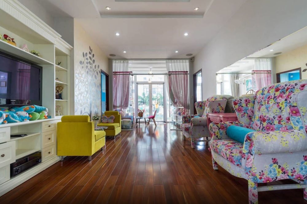5 Bedrooms Pool Villa w Karaoke