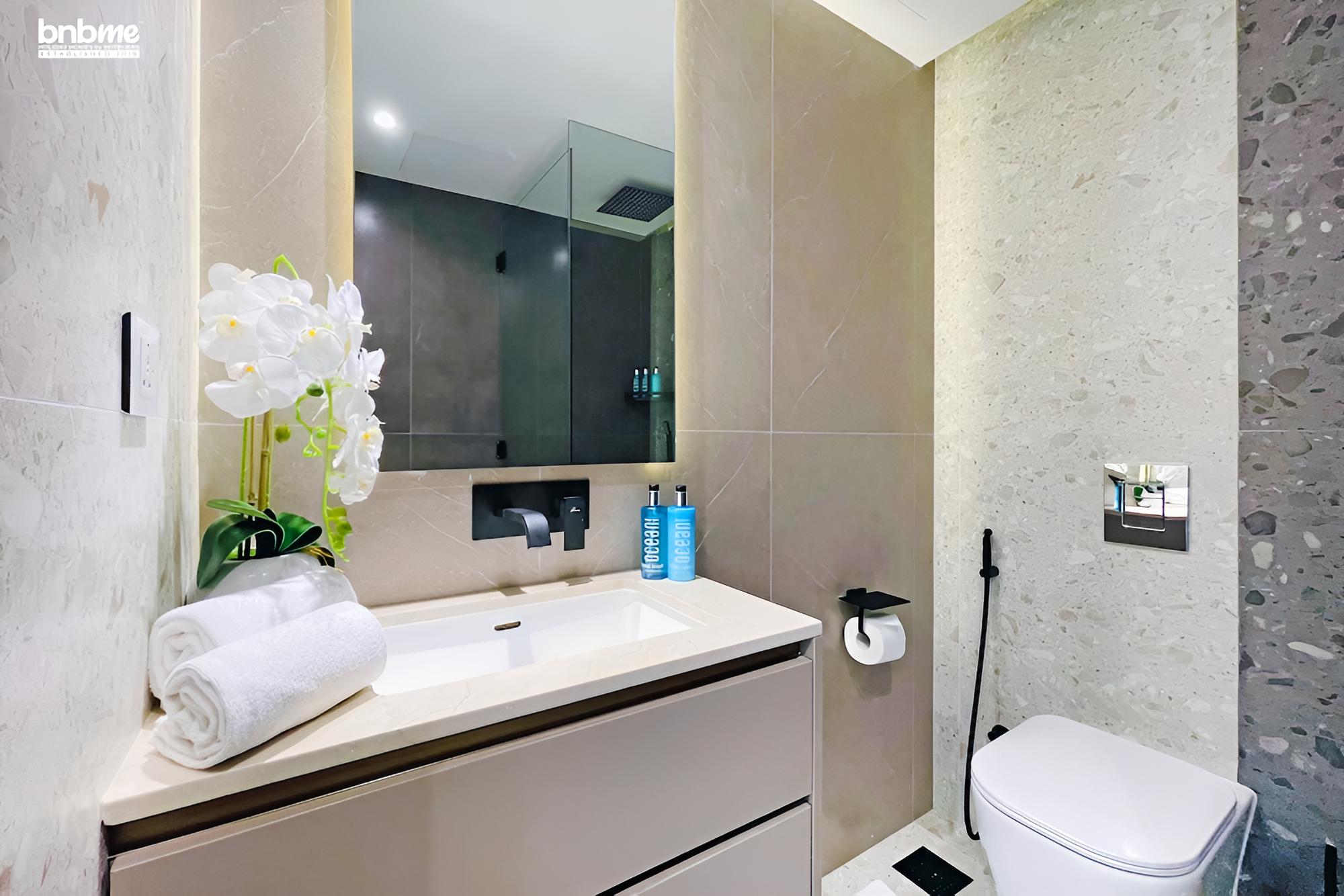 4B Amna Tower 6101 by bnbme homes