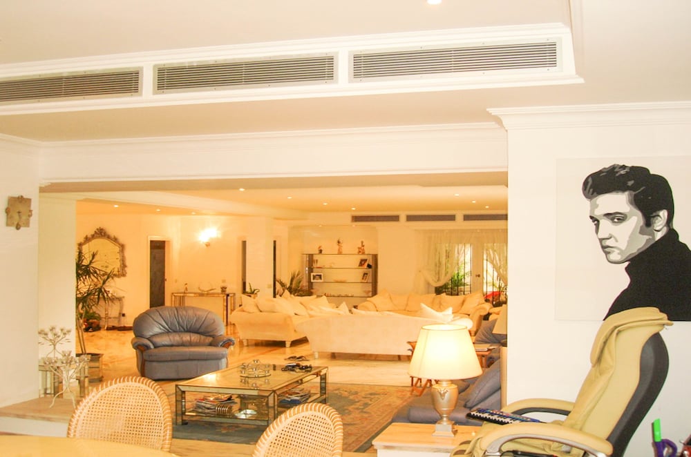 lounge