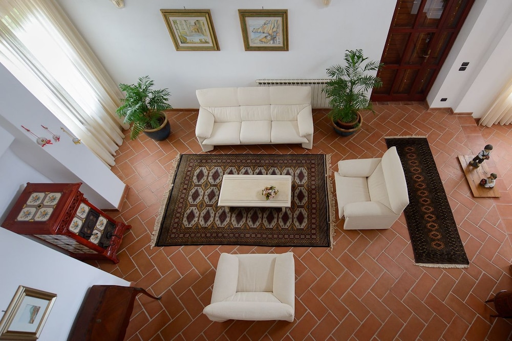 B&B Li Fringi