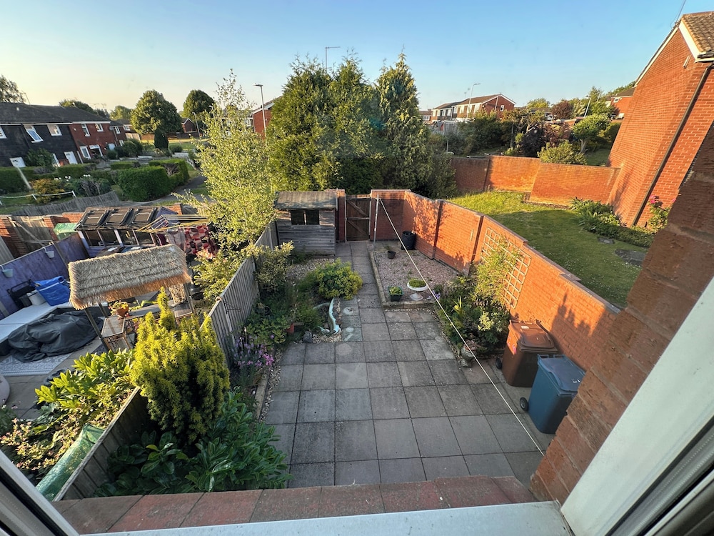 Stafford Cosy Retreat - 2 Bedroom House