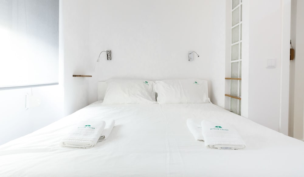 Campo Ourique Style Lisbon Apartment view 3