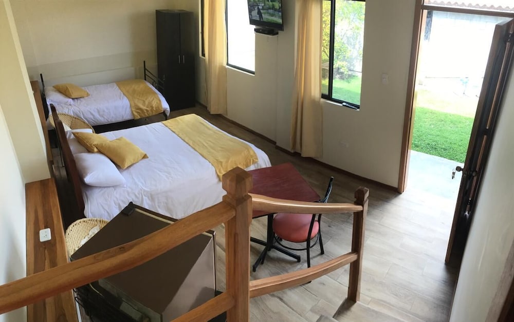 Tababela Airport B&B view 4