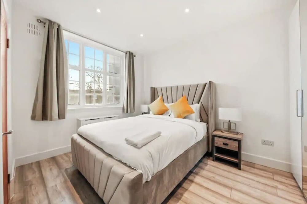 The Grosvenor Residences