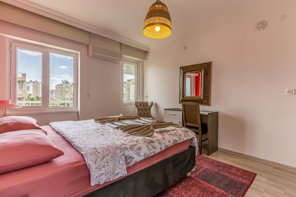 Melissa's Suites