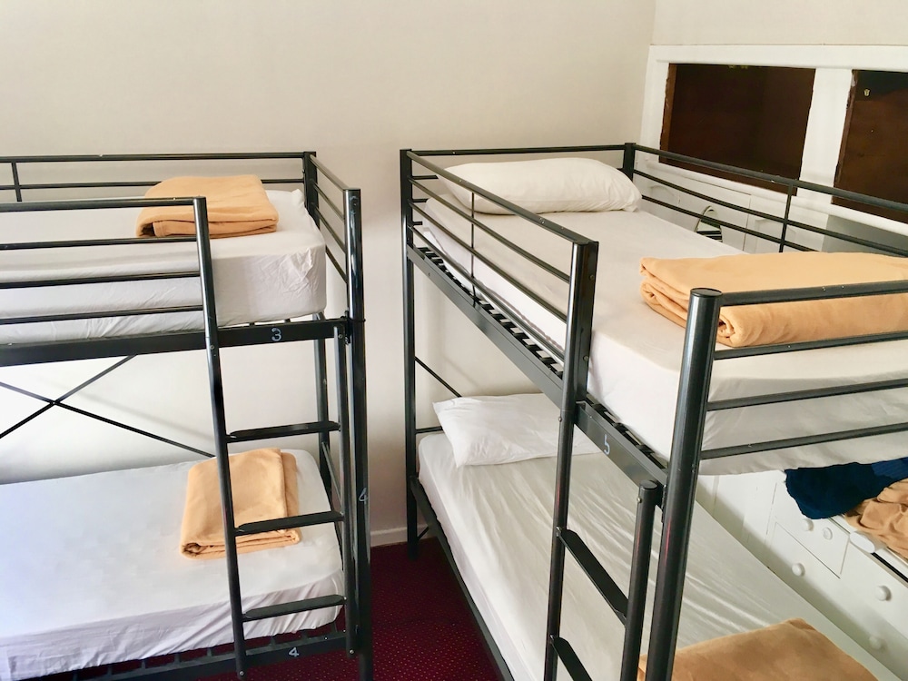 Freemans Backpackers Lodge - Hostel