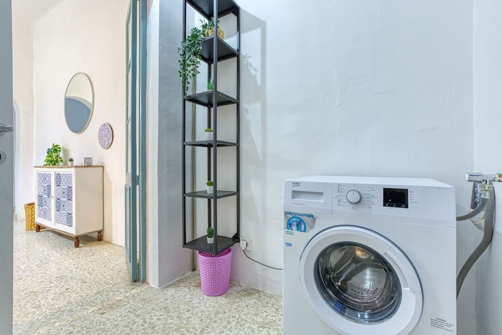 Lilly the Traditional Maltese Townhouse in Sliema