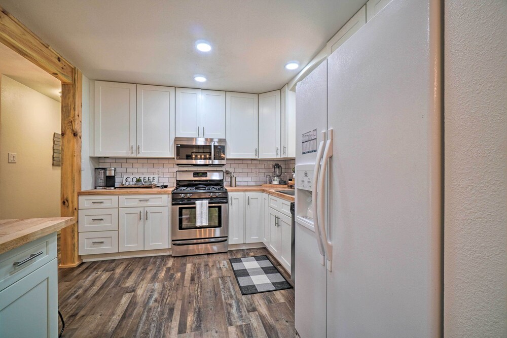 Updated Knoxville Home w/ Media Room + Patio! view 5