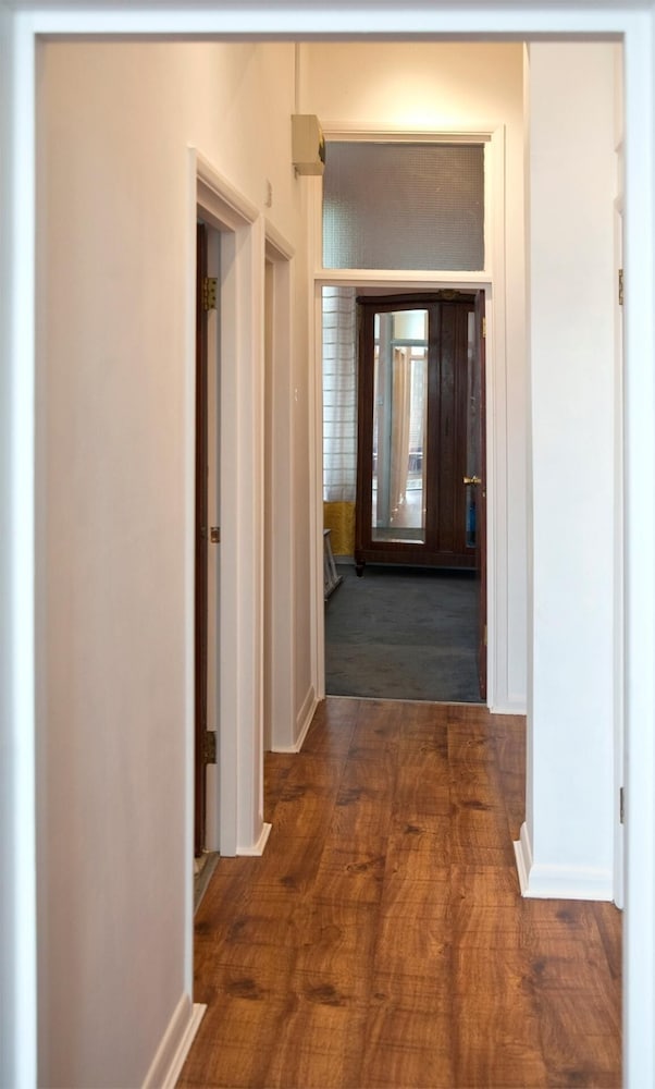 Golden Tides Seaside Retreat in Saint Leonards