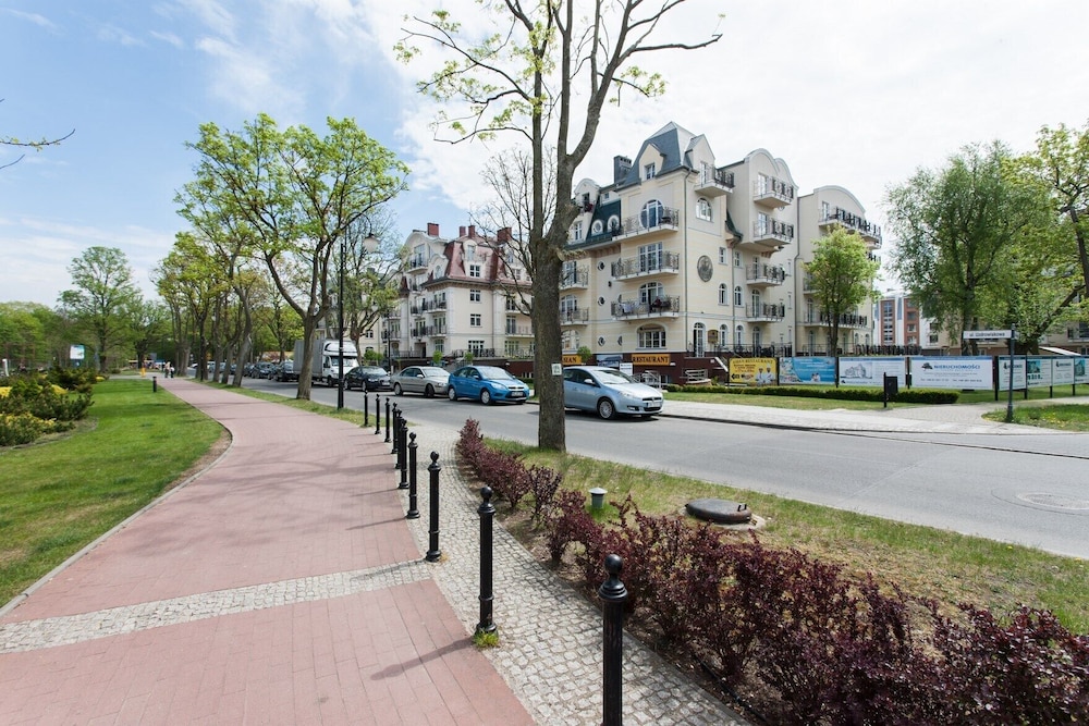 Apartments Trzy Korony by Renters view 5