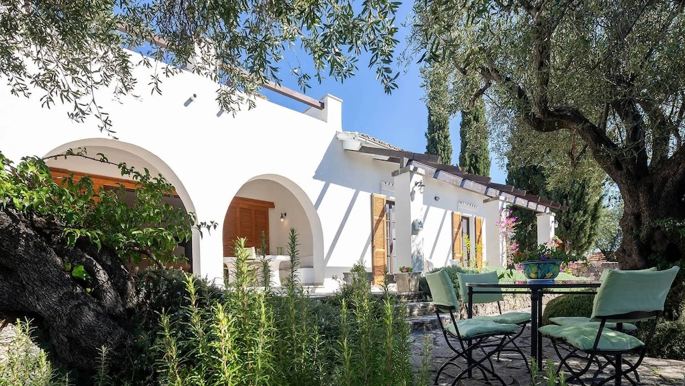 Spartilas Villas