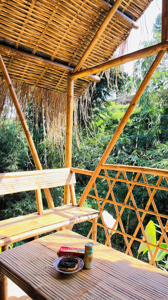elbamboo guesthouse