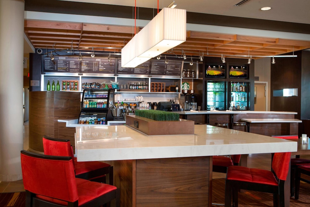 Courtyard by Marriott Dallas Midlothian-Midlothian Conf Ctr - Property Image 3
