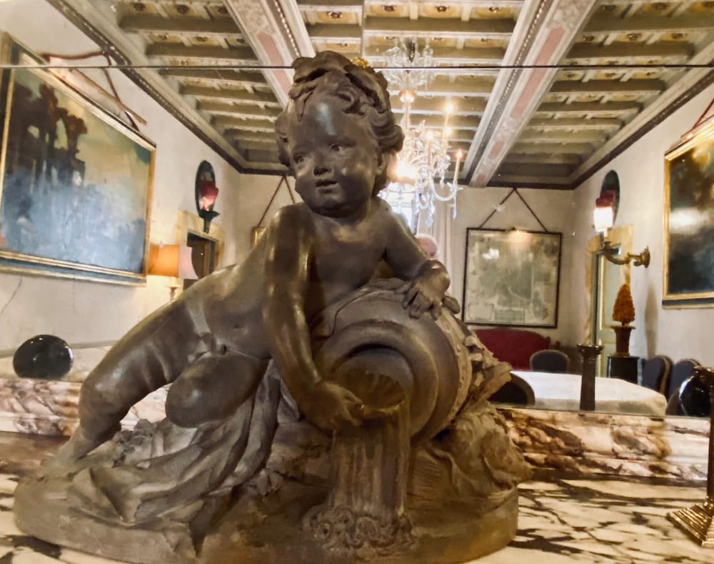 A Prince in Rome Elegant Navona Terrace Apartment