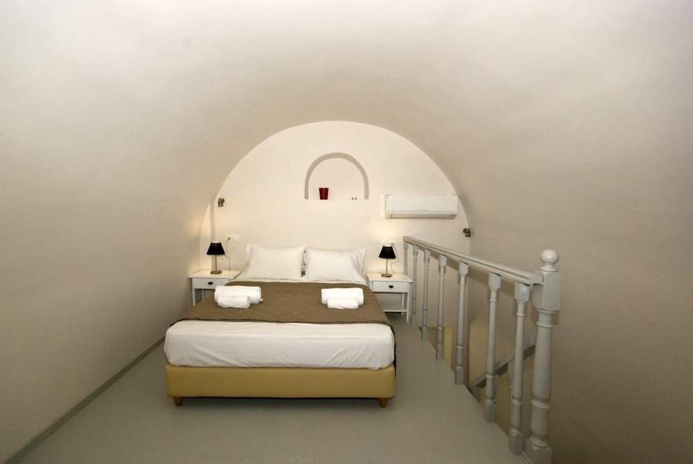 Alafouzos Studios photo 4