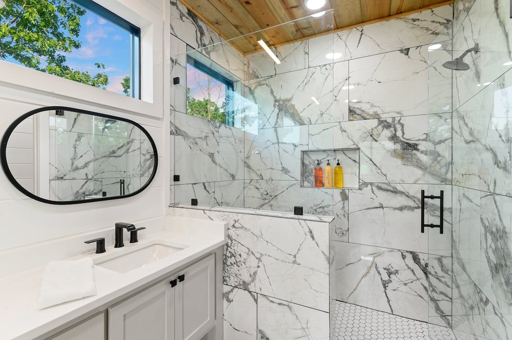 Luxury Retreat in Broken Bow
