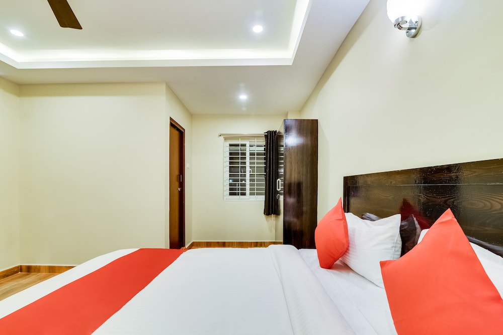 Capital O 28216 Raajas Grand view 2