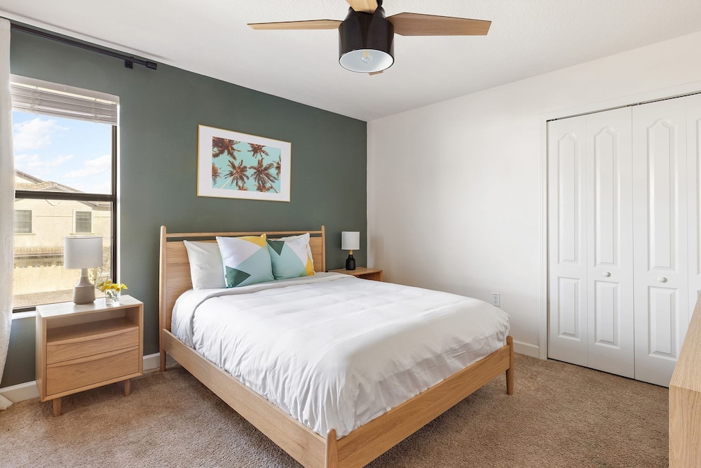 Shadow Mountain Family Oasis w Game Room Pool Resort Access Themed Rooms
