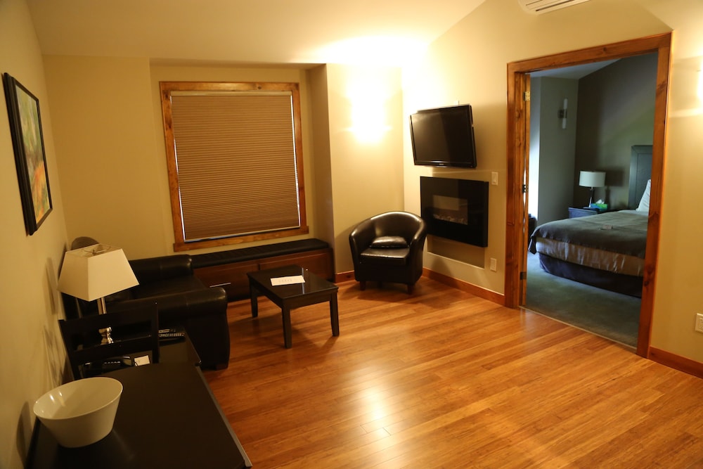 Marble Inn Resort