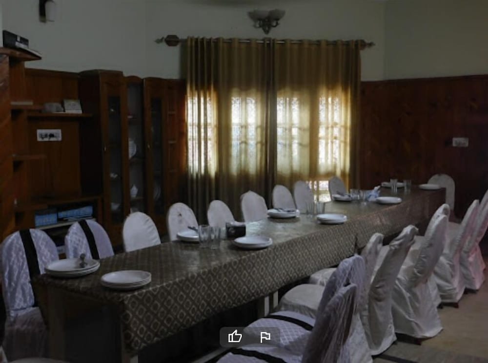Pak Palace Guest House Abbottabad view 5