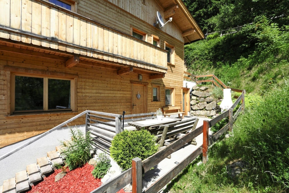 Chalet in Zell am Ziller Near Ski Lifts