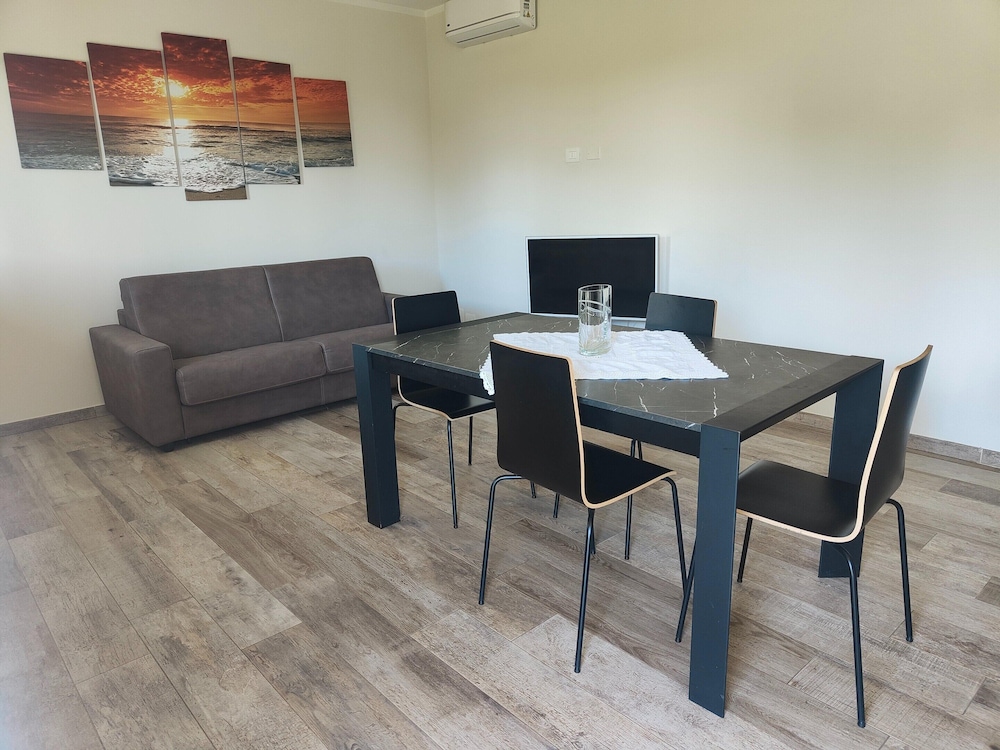 Holiday Home for 5 Lido di Camaiore