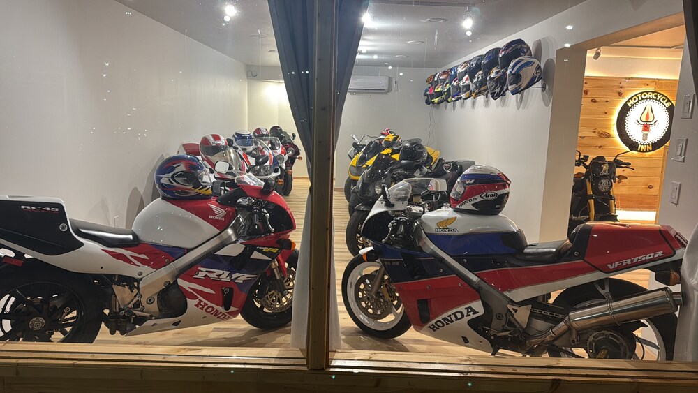 Motorcycle Inn