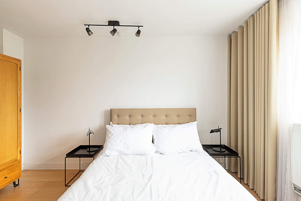 Belgravia Apartment 46